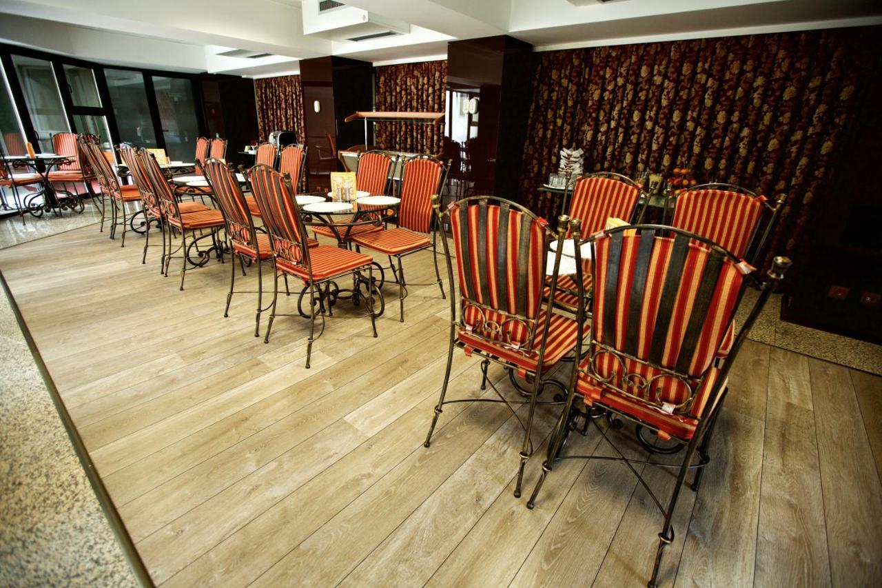 Grand Pier Boutique Luxury King And Queen Deluxe Rooms, With Free Welcome Breakfast For All Stays Up To 4 Nights Bukarest Exteriör bild